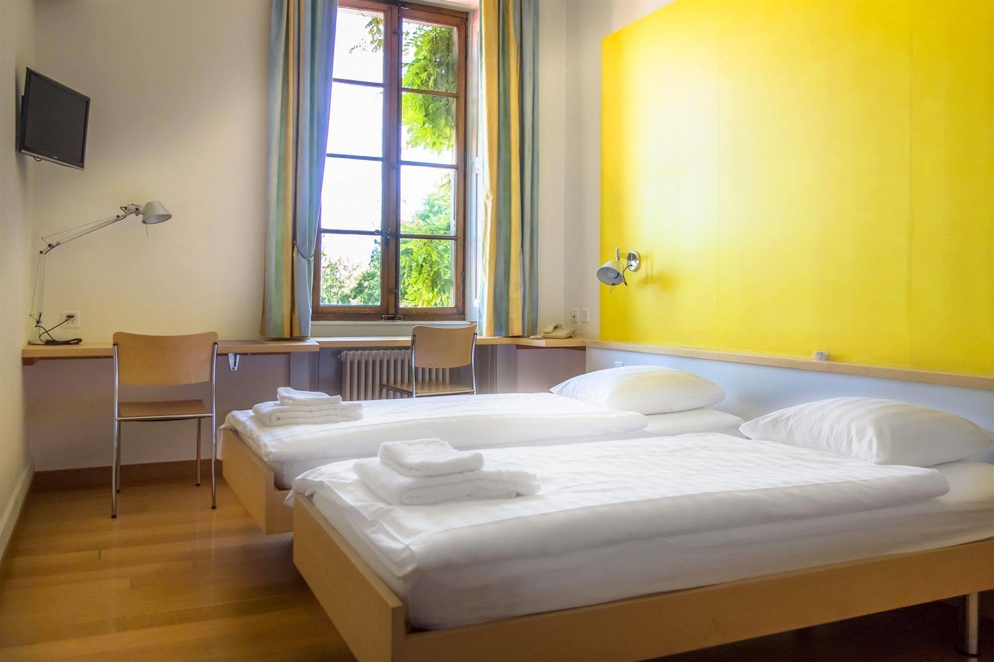 Chateau De Bossey Bogis-Bossey Bagian luar foto