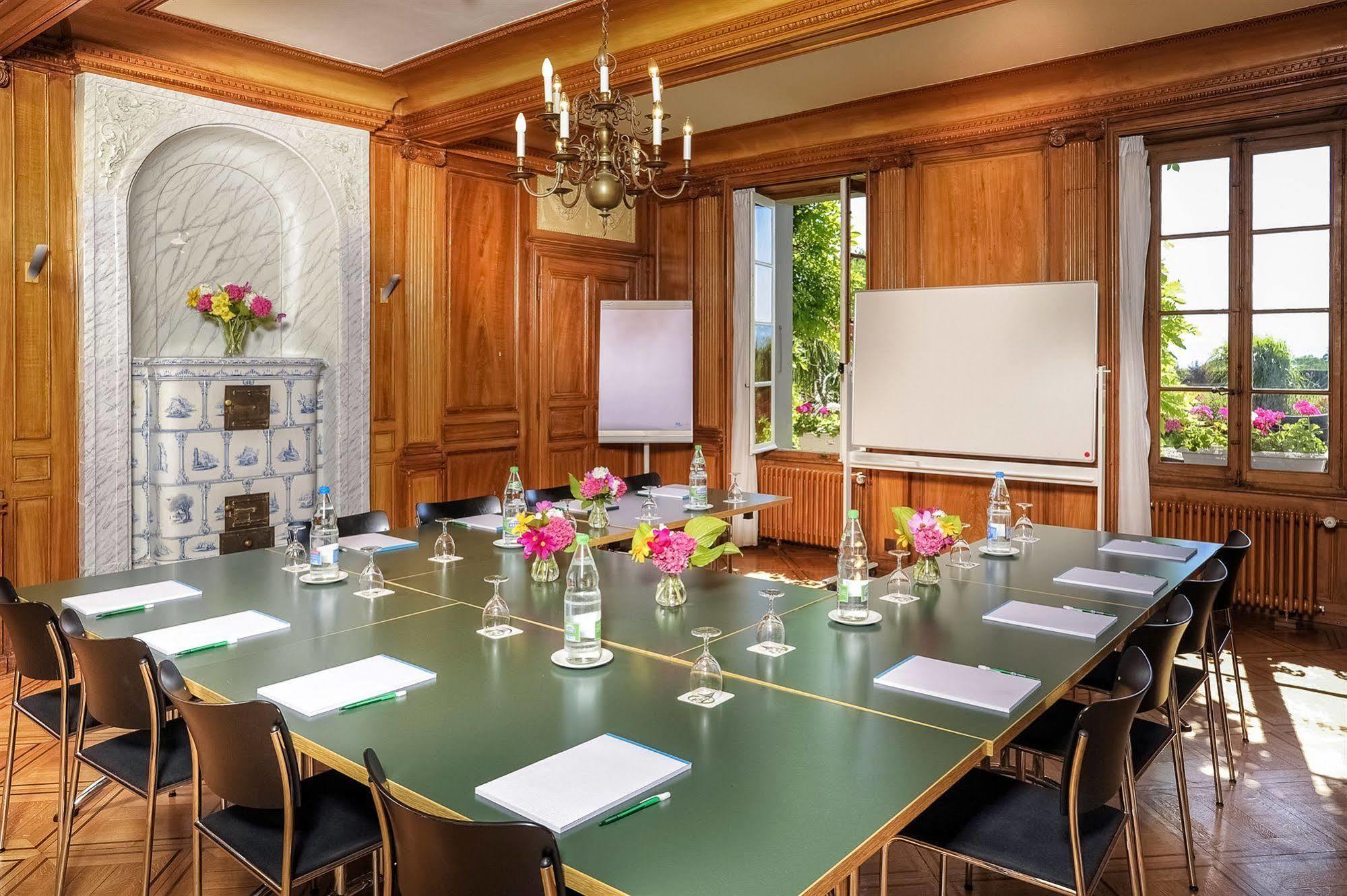 Chateau De Bossey Bogis-Bossey Bagian luar foto
